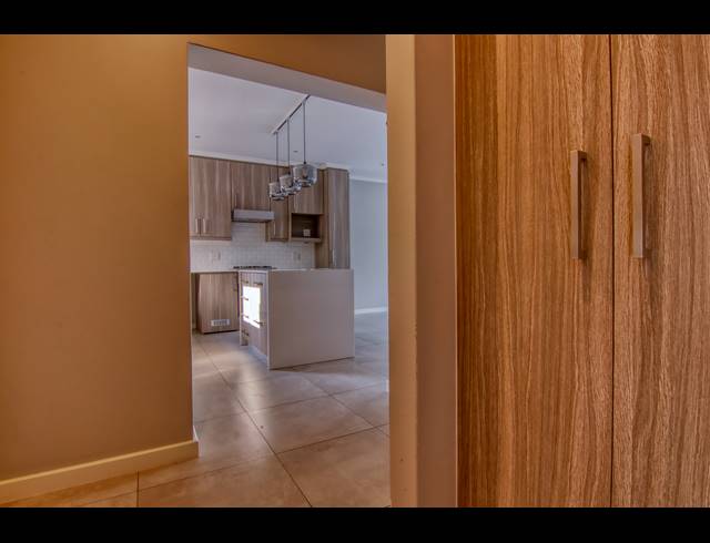 1 BEDROOM APARTMENT TO LET IN MORNINGSIDE